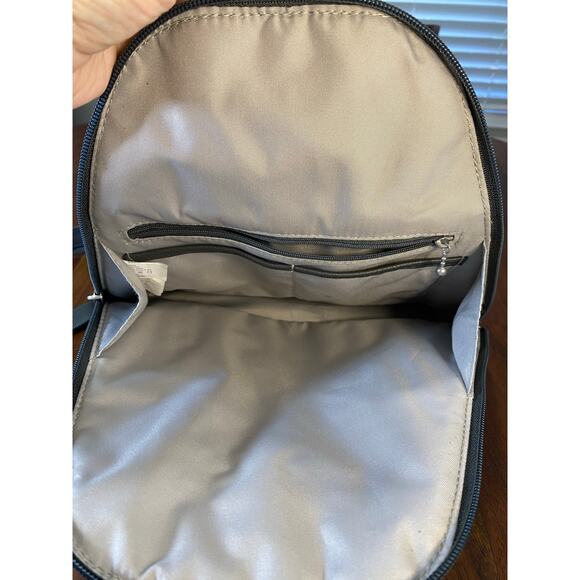 Baggallini Gray Metro Backpack Adjustable Shoulder Straps - Picture 4 of 11